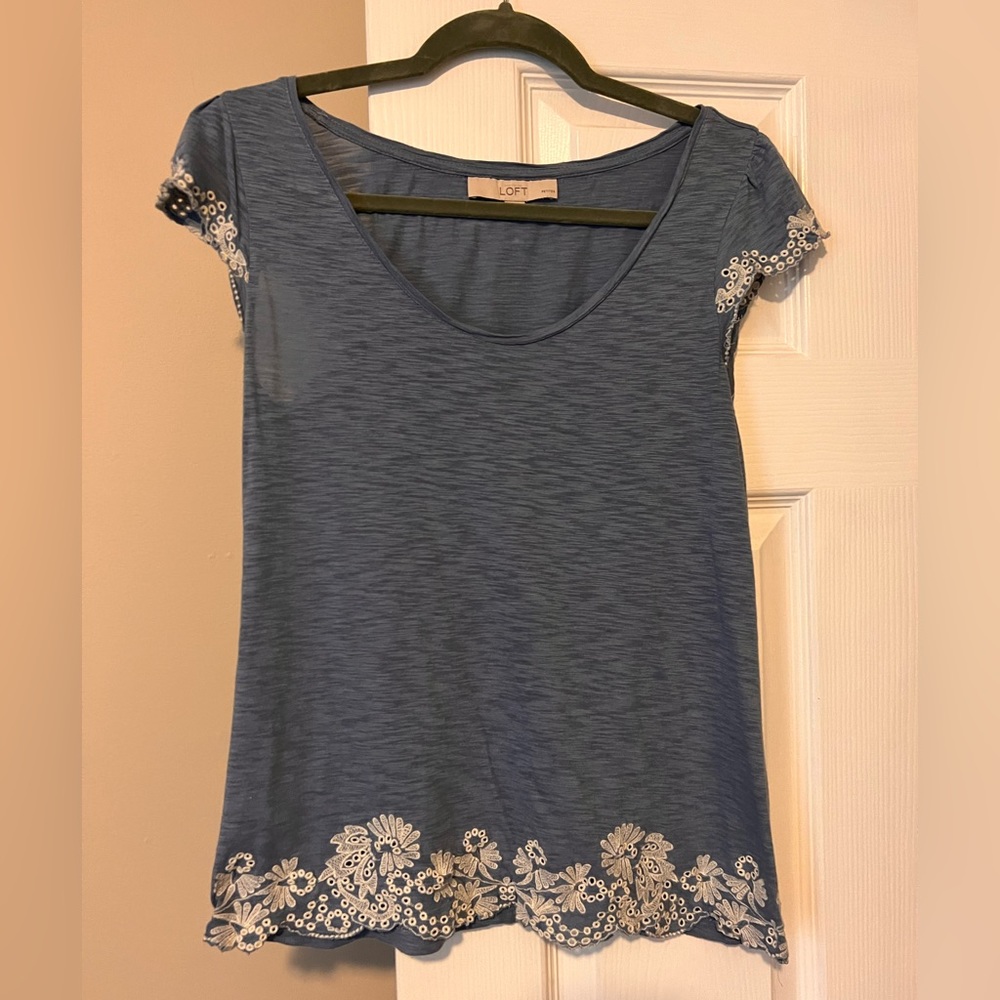 Ann Taylor loft blue and white embroidered cotton top
